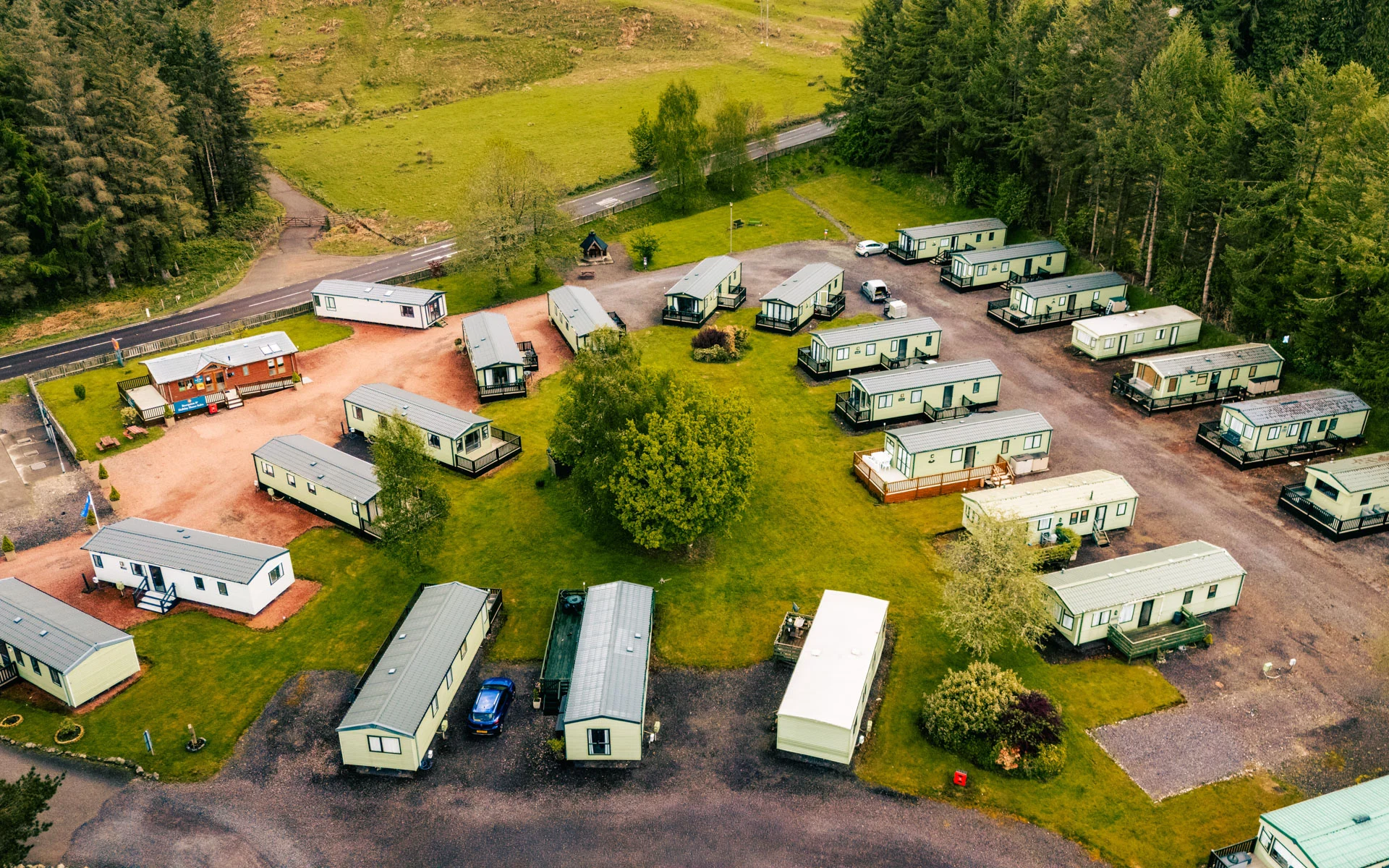 Lodges vs Caravans in Scotland: Which Stay Suits You?